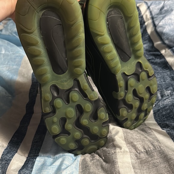 Nike air max react size 11 - Picture 4 of 4